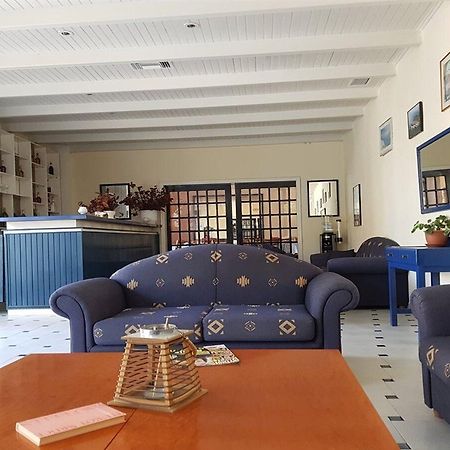 Melody Hotel Гоувия Экстерьер фото